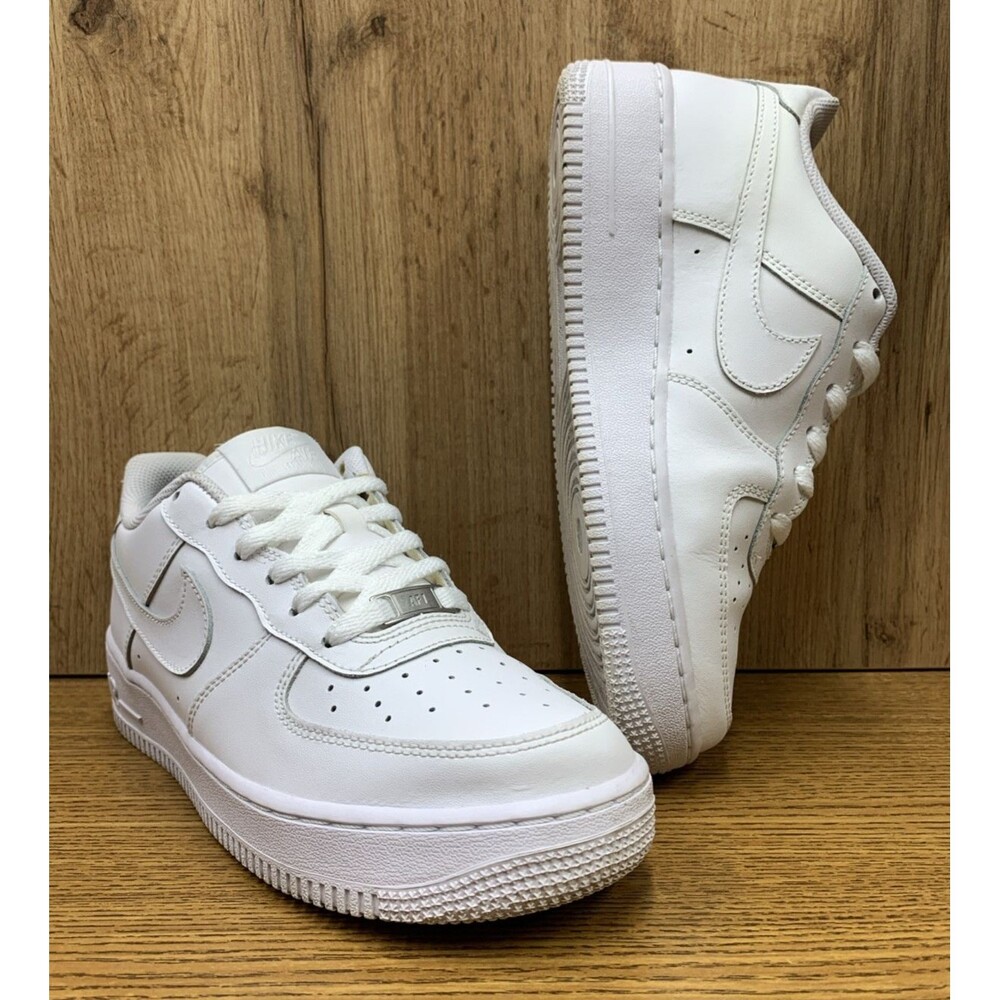 Nike Air Force 1 Low Sneaker Shoes Youth Size 6Y White Sneakers 314192-117